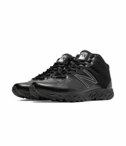 NEW BALANCE Umpire Field Low Shoe